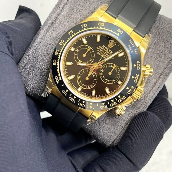 Rolex Cosmograph Daytona Black Dial with gold bezel  Rubber Strap Slim Super Clone Watch